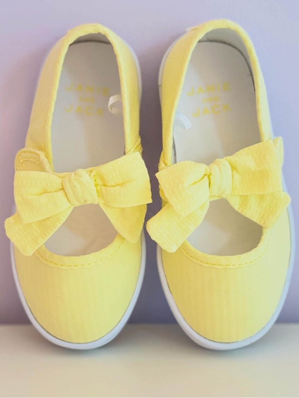 NWOT Janie and Jack Yellow Seersucker Bow Shoes Size 8